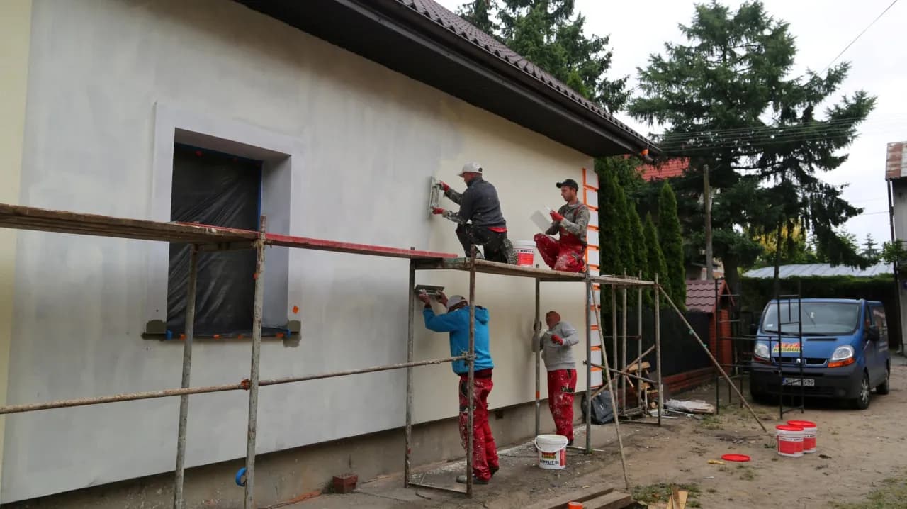 Jaki tynk na elewację: silikatowy czy silikonowy - co wybrać?