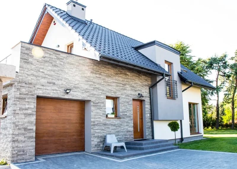 Jaką elewację wybrać do okien złoty dąb: 5 najlepszych zestawień kolorów