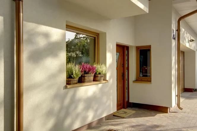 Jaki tynk silikonowy na elewację wybrać - porównanie najlepszych na rynku