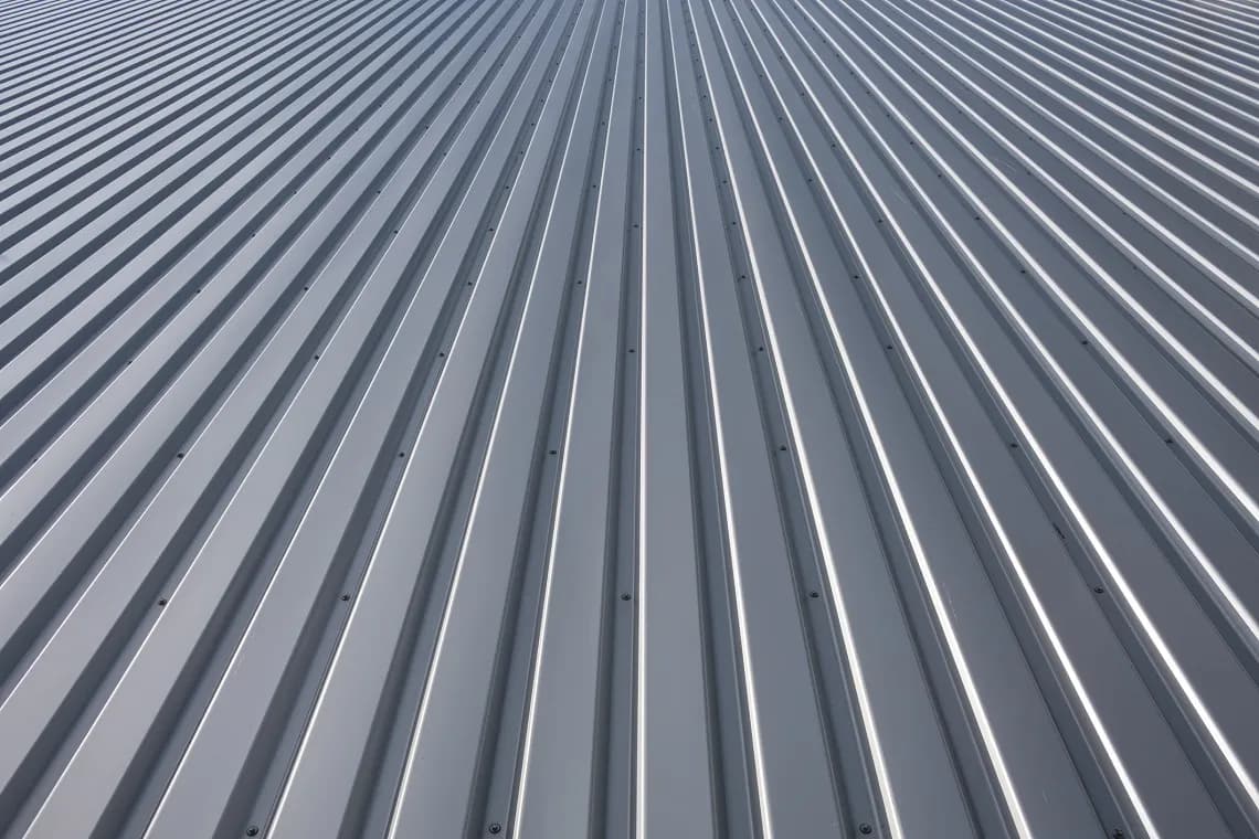 Blacha trapezowa T6 vs T14: jakie są różnice w właściwościach?