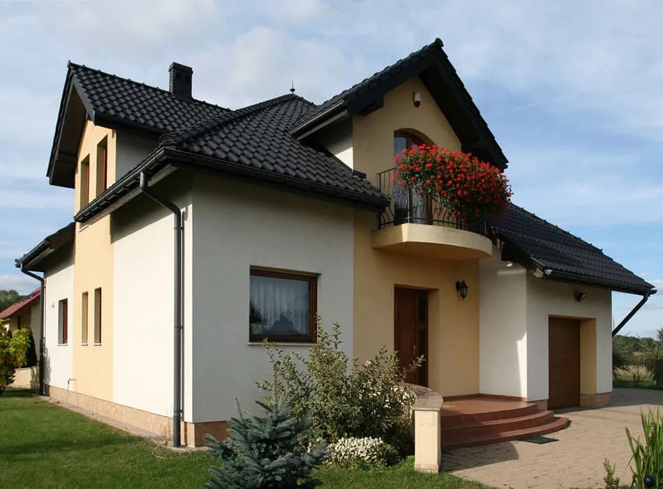 Jaki kolor elewacji do antracytowego dachu: 5 najlepszych kompozycji